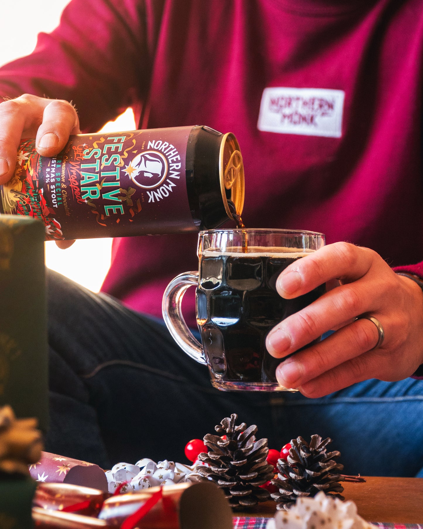 4 PACK // FESTIVE STAR GIFT WRAPPED // EXTRA SPECIAL CHRISTMAS STOUT // 8.4%